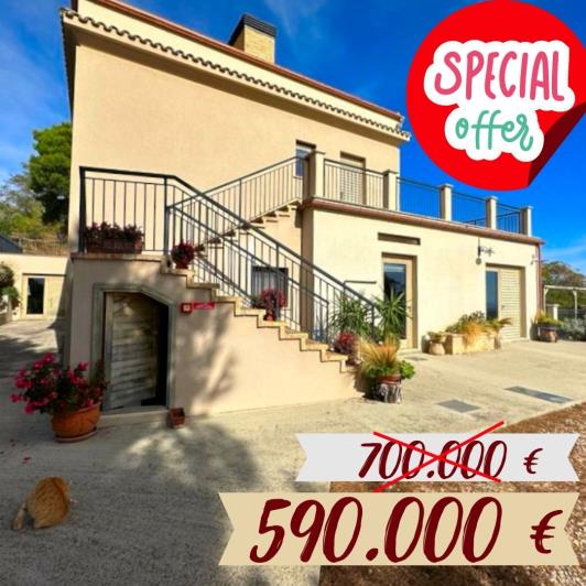 Image No.1-Villa / Détaché de 4 chambres à vendre à Atri