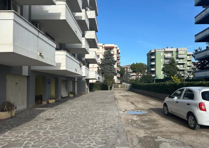 Image No.4-Appartement de 3 chambres à vendre à Silvi