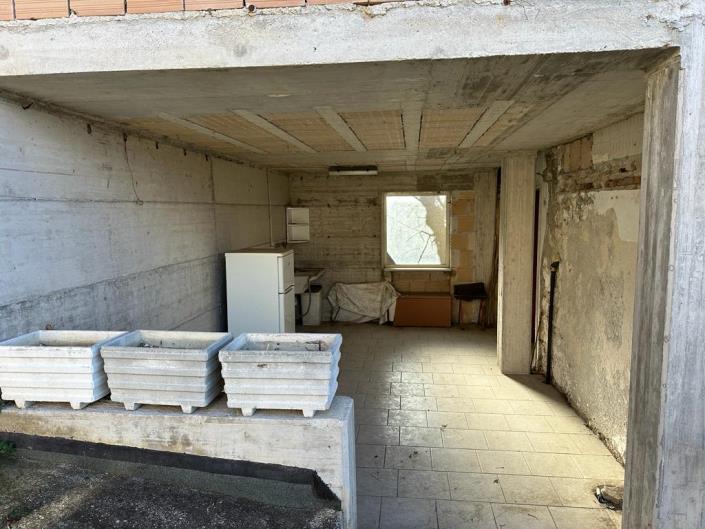 Image No.15-2 Bed House for sale