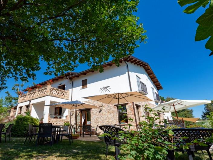 Image No.2-10 Bed Farmhouse for sale