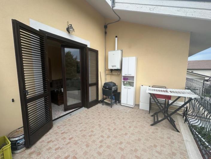 Image No.7-Jumelé de 5 chambres à vendre à Torre de'Passeri