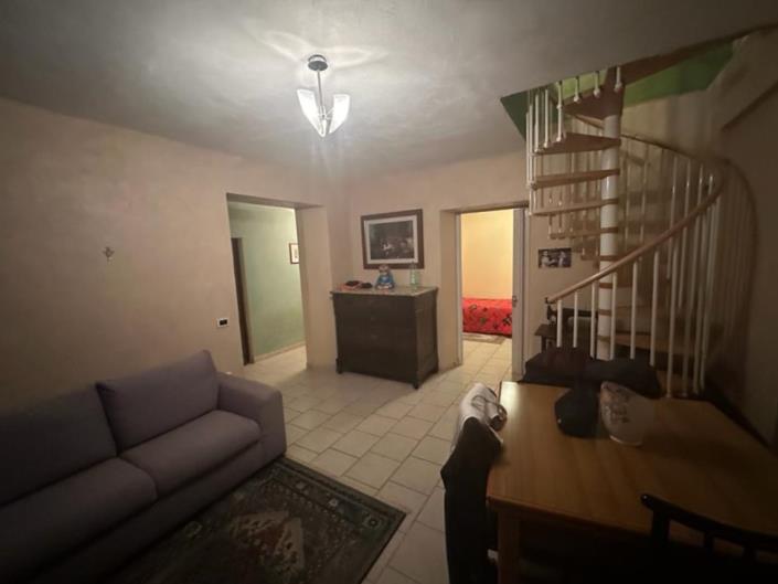 Image No.25-Jumelé de 5 chambres à vendre à Torre de'Passeri