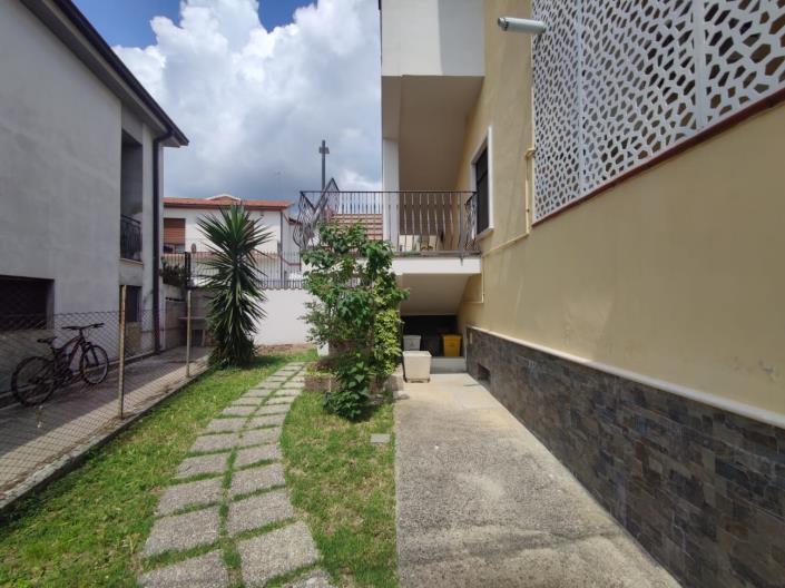 Image No.35-Jumelé de 5 chambres à vendre à Torre de'Passeri