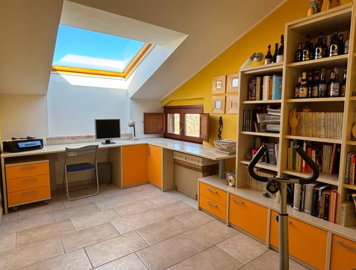 Image No.19-6 Bed House/Villa for sale