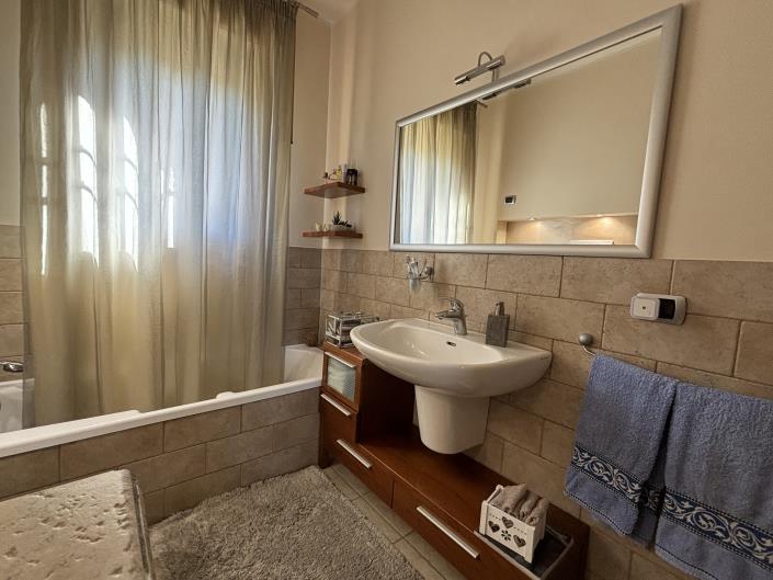 Image No.56-6 Bed House/Villa for sale