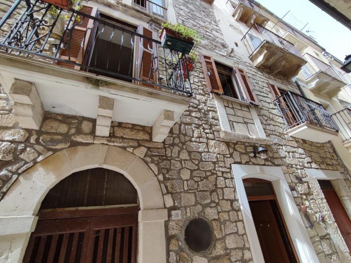 Image No.5-1 Bed Property for sale