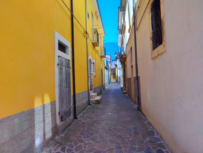 Image No.2-Propriété de 3 chambres à vendre à Raiano