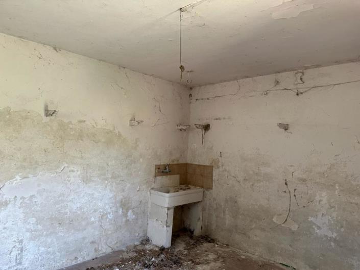 Image No.29-2 Bed Cottage for sale