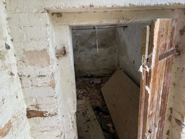 Image No.31-2 Bed Cottage for sale