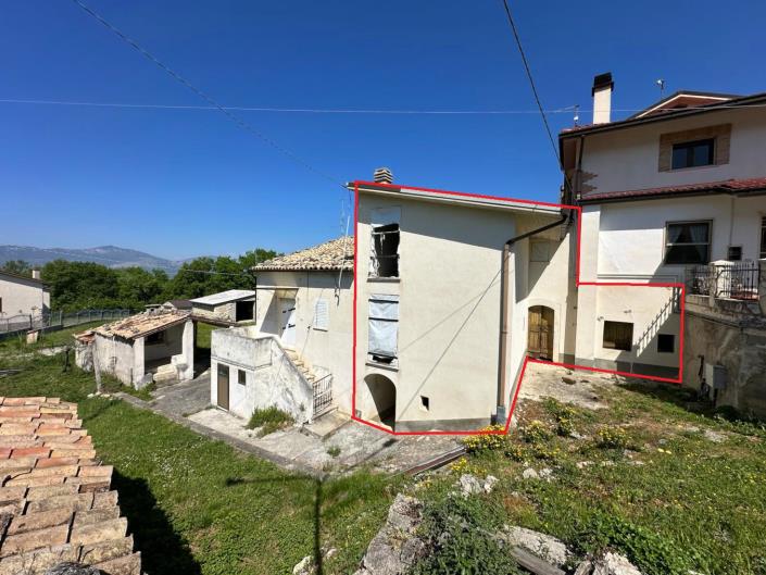 Image No.3-Propriété à vendre à San Valentino in A.C.