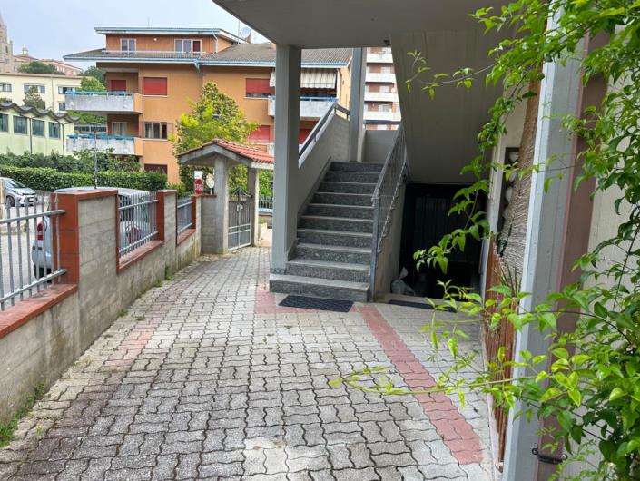 Image No.8-2 Bed Apartment for sale