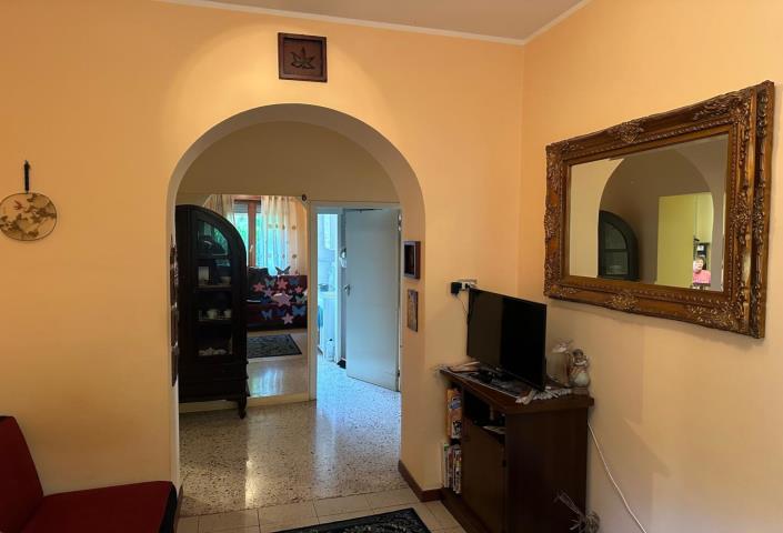 Image No.21-2 Bed Apartment for sale