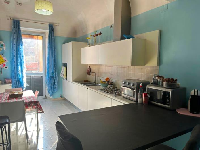 Image No.11-4 Bed Property for sale