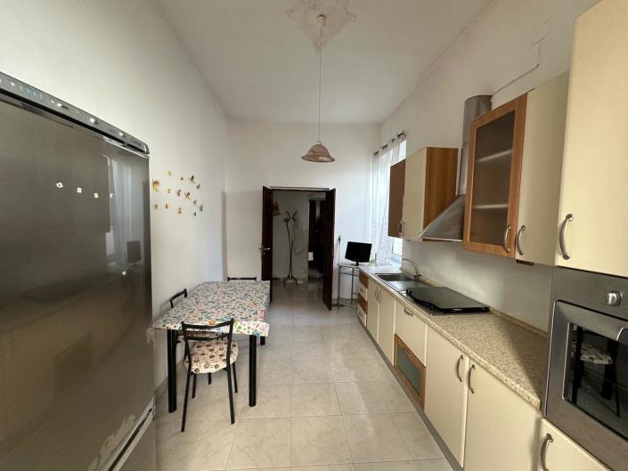 Image No.18-4 Bed Property for sale