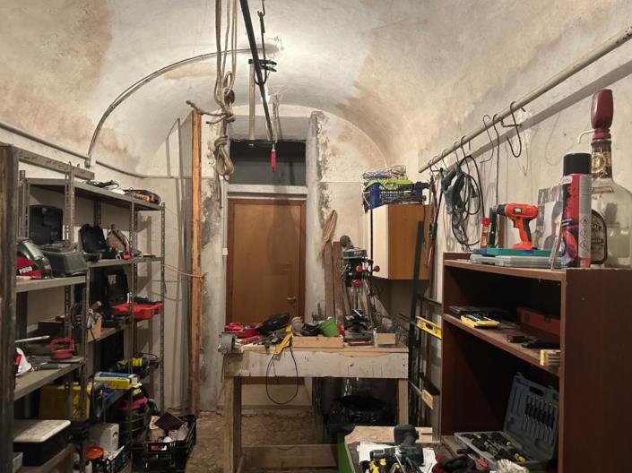 Image No.39-4 Bed Property for sale