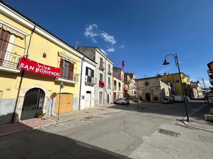 Image No.1-Propriété de 4 chambres à vendre à Popoli