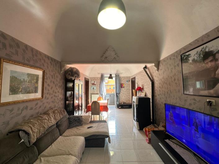 Image No.18-4 Bed Property for sale