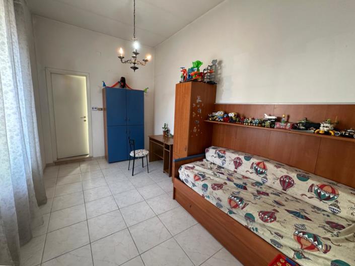 Image No.31-4 Bed Property for sale