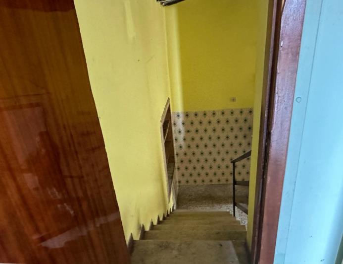 Image No.13-2 Bed Property for sale