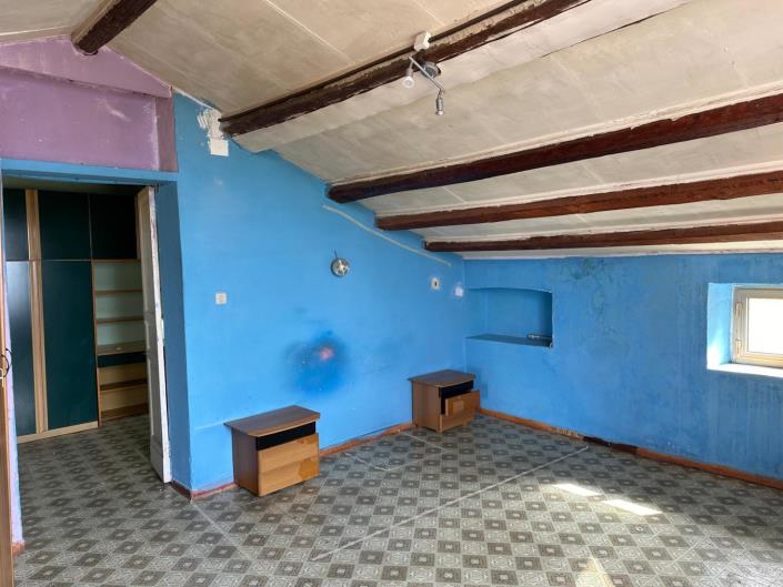 Image No.15-2 Bed Property for sale