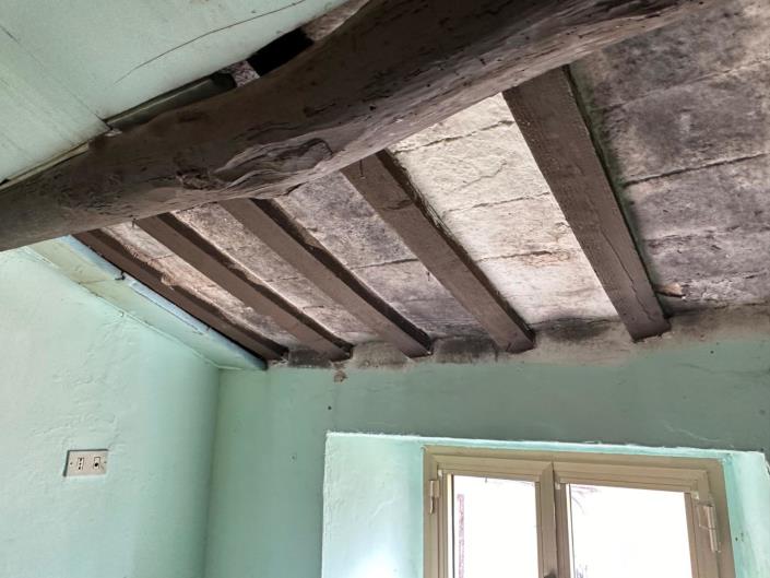 Image No.19-2 Bed Property for sale