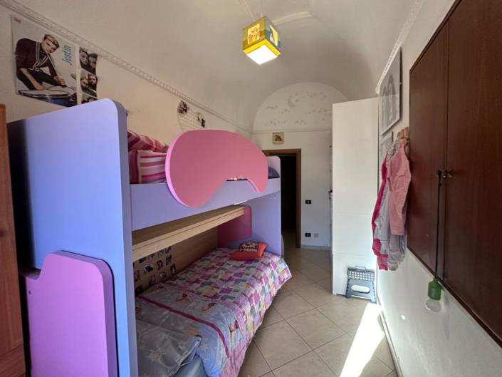 Image No.15-2 Bed Apartment for sale