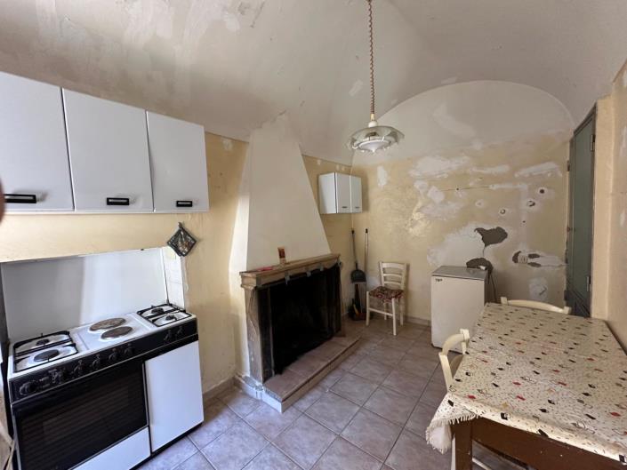 Image No.11-2 Bed Property for sale