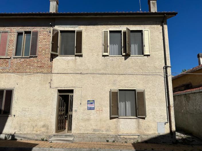 Image No.3-Maison de ville de 3 chambres à vendre à Salle