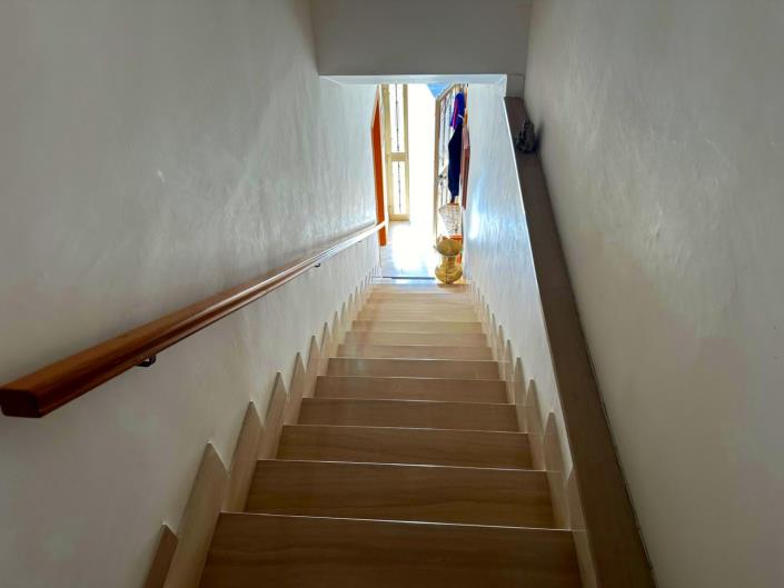 Image No.9-Maison de ville de 3 chambres à vendre à Salle