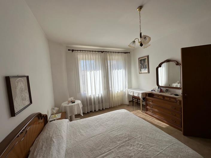 Image No.18-Maison de ville de 3 chambres à vendre à Salle