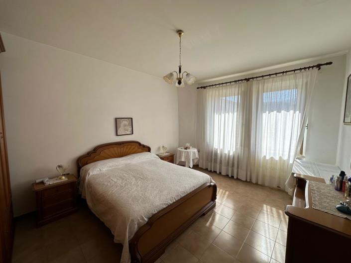 Image No.19-Maison de ville de 3 chambres à vendre à Salle