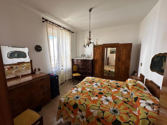 Image No.22-Maison de ville de 3 chambres à vendre à Salle