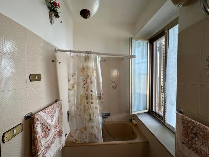 Image No.26-Maison de ville de 3 chambres à vendre à Salle