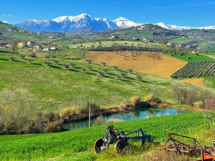 Image No.8-Propriété de 3 chambres à vendre à Cellino Attanasio