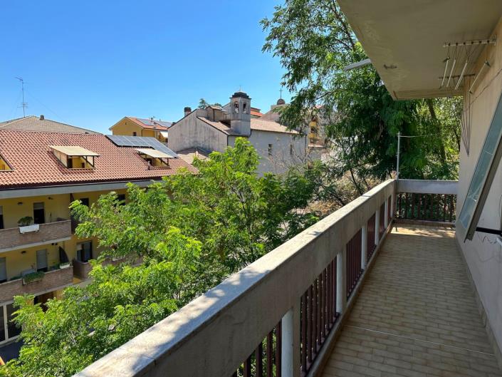 Image No.16-2 Bed Apartment for sale