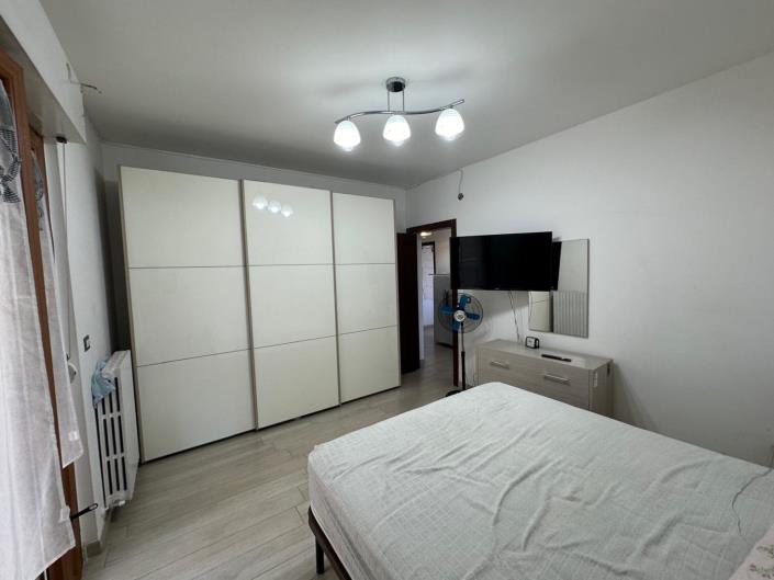 Image No.18-2 Bed Apartment for sale