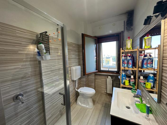 Image No.23-2 Bed Apartment for sale