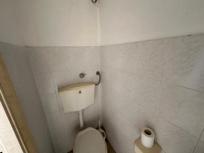 Image No.12-2 Bed House for sale