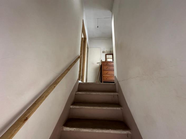 Image No.14-2 Bed House for sale