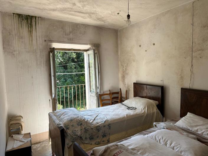 Image No.15-2 Bed House for sale