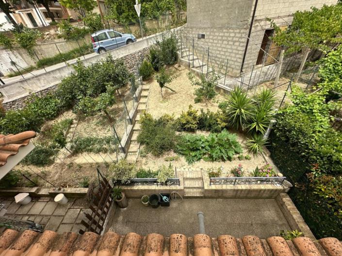 Image No.6-Villa / Détaché de 4 chambres à vendre à Atri