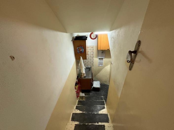 Image No.24-2 Bed House for sale