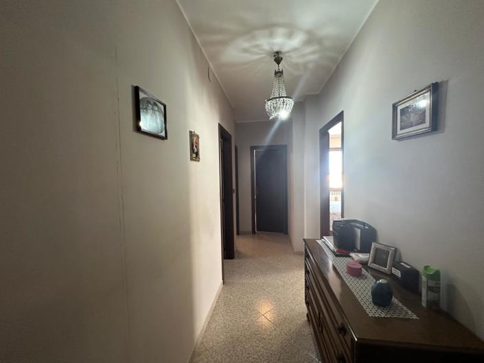 Image No.13-2 Bed Property for sale