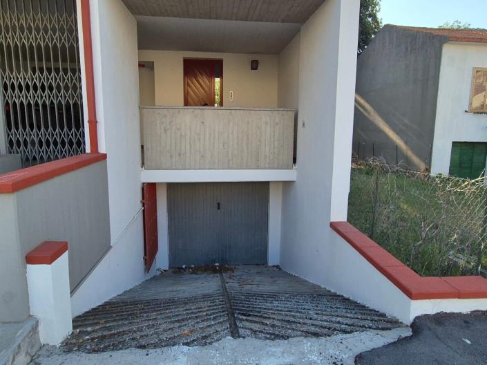 Image No.2-5 Bed House for sale