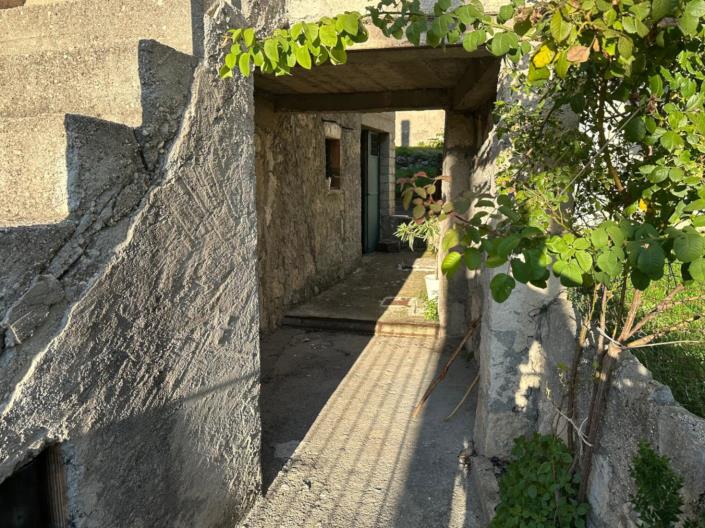 Image No.8-Maison de 2 chambres à vendre à Roccamorice