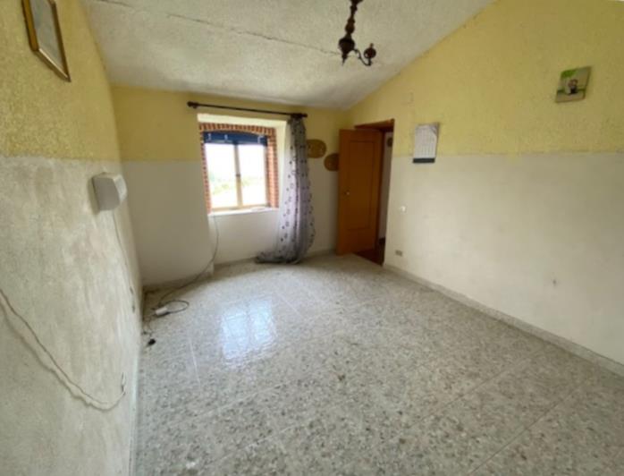 Image No.11-1 Bed Property for sale