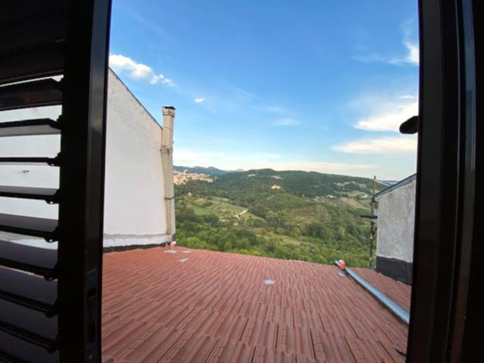 Image No.10-2 Bed Townhouse for sale