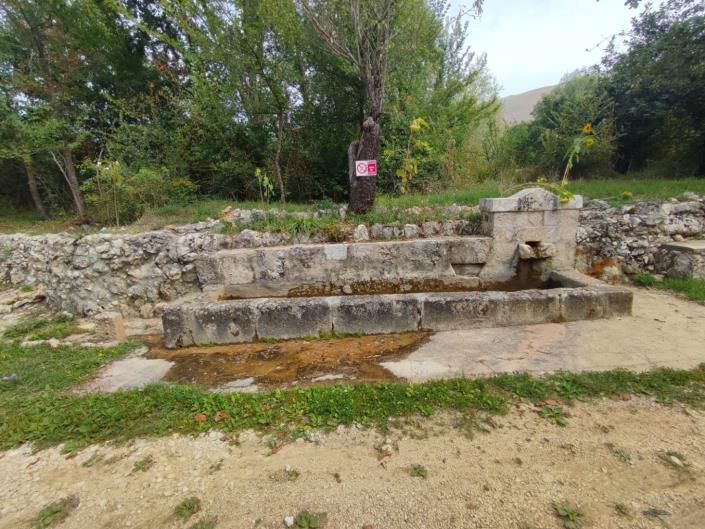 Image No.2-2 Bed Property for sale