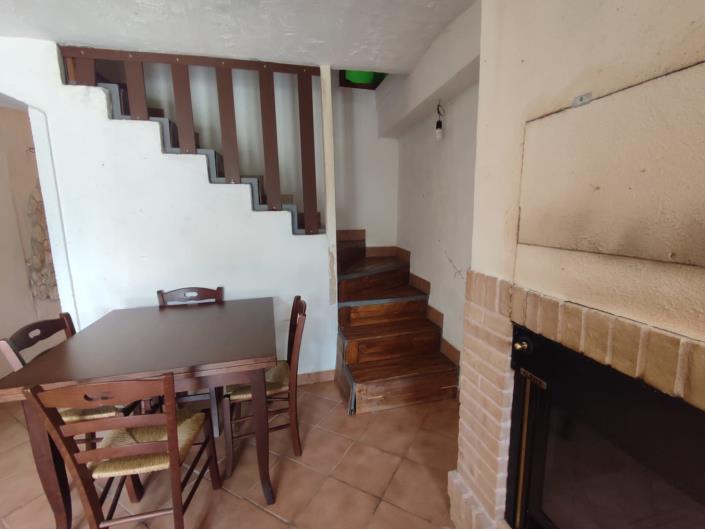 Image No.15-2 Bed Property for sale