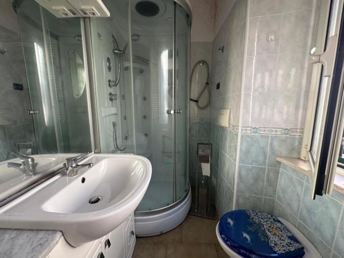 Image No.18-2 Bed Apartment for sale